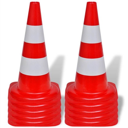 10-Reflective-Traffic-Cones-Red-and-White-50-cm-451107-1._w500_